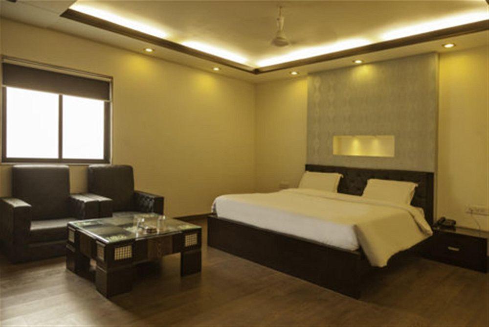 Hotel Delhi 37 New Delhi