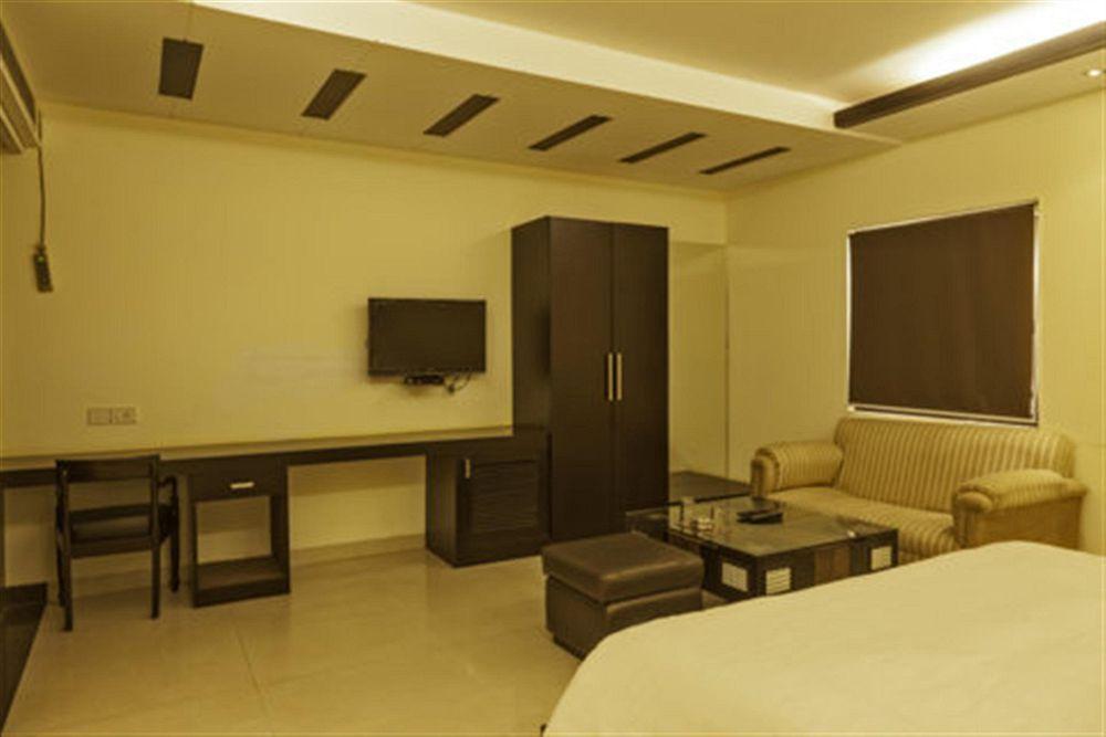 Delhi 37 Hotel New Delhi