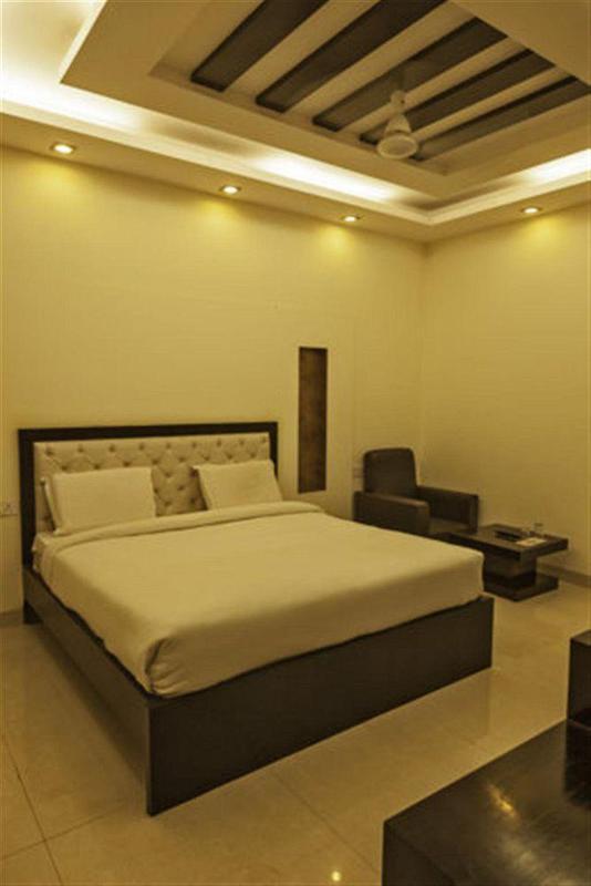 Hotel Delhi 37 New Delhi