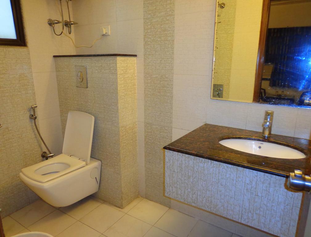Delhi 37 Hotel 3*