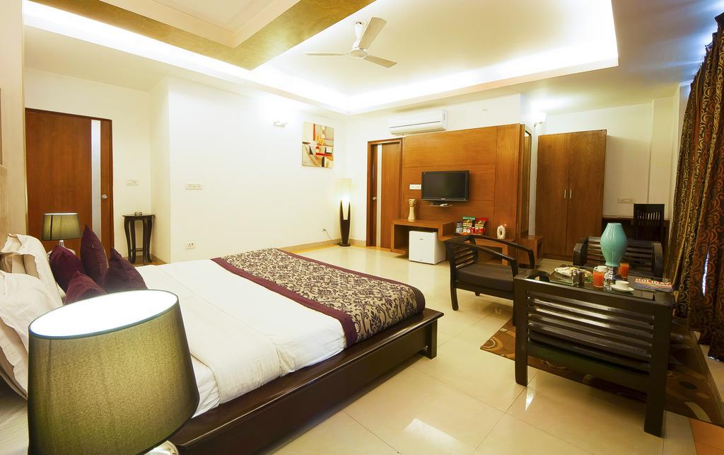 Delhi 37 Hotel New Delhi