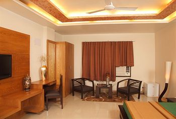 Delhi 37 3*